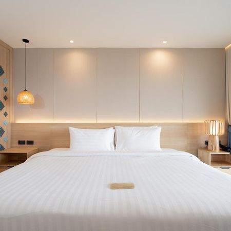 Jomtien Thani Hotel Bagian luar foto