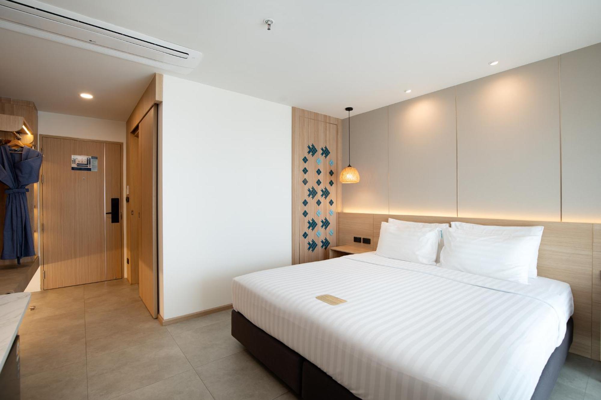 Jomtien Thani Hotel Bagian luar foto