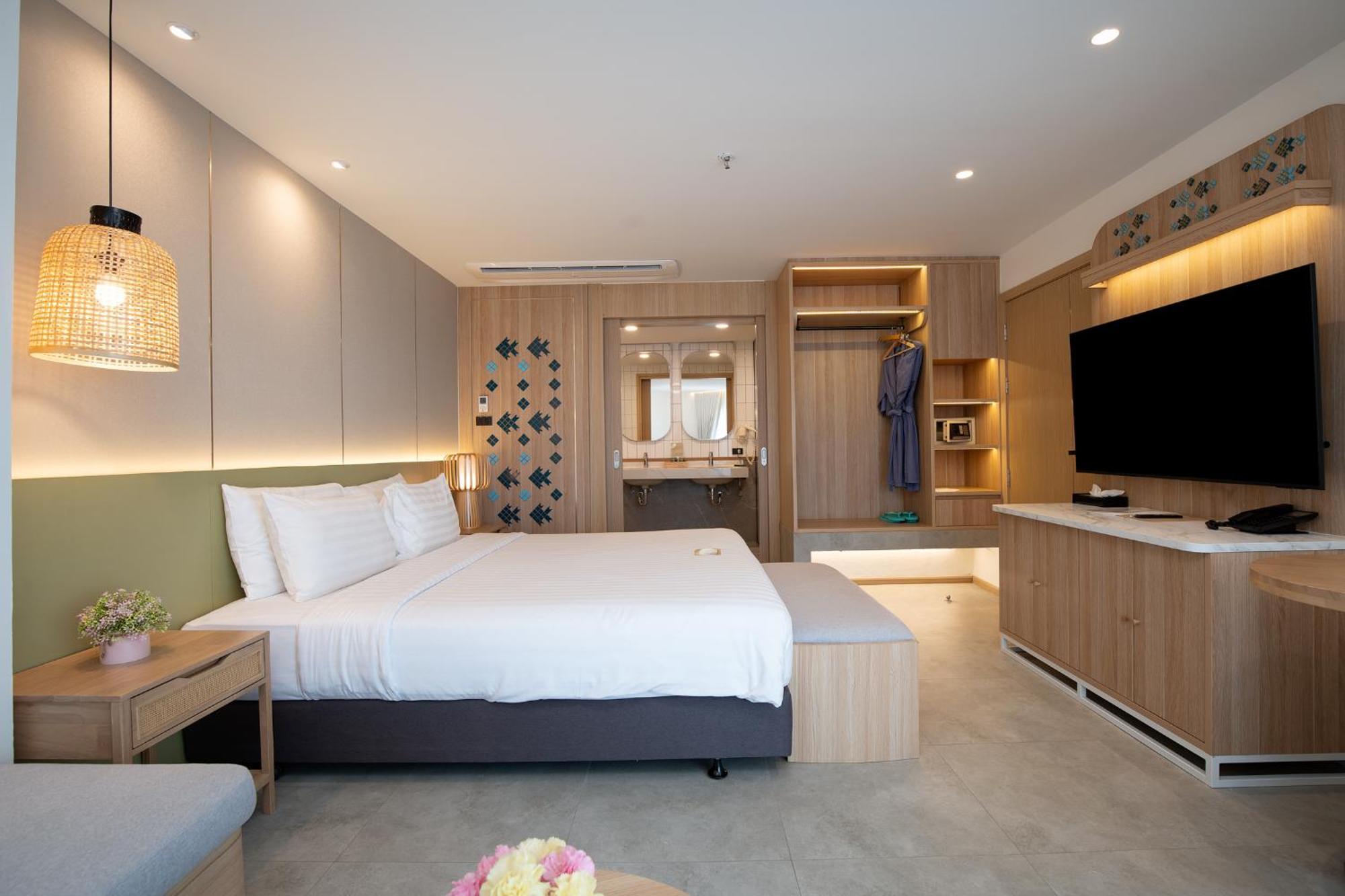 Jomtien Thani Hotel Bagian luar foto