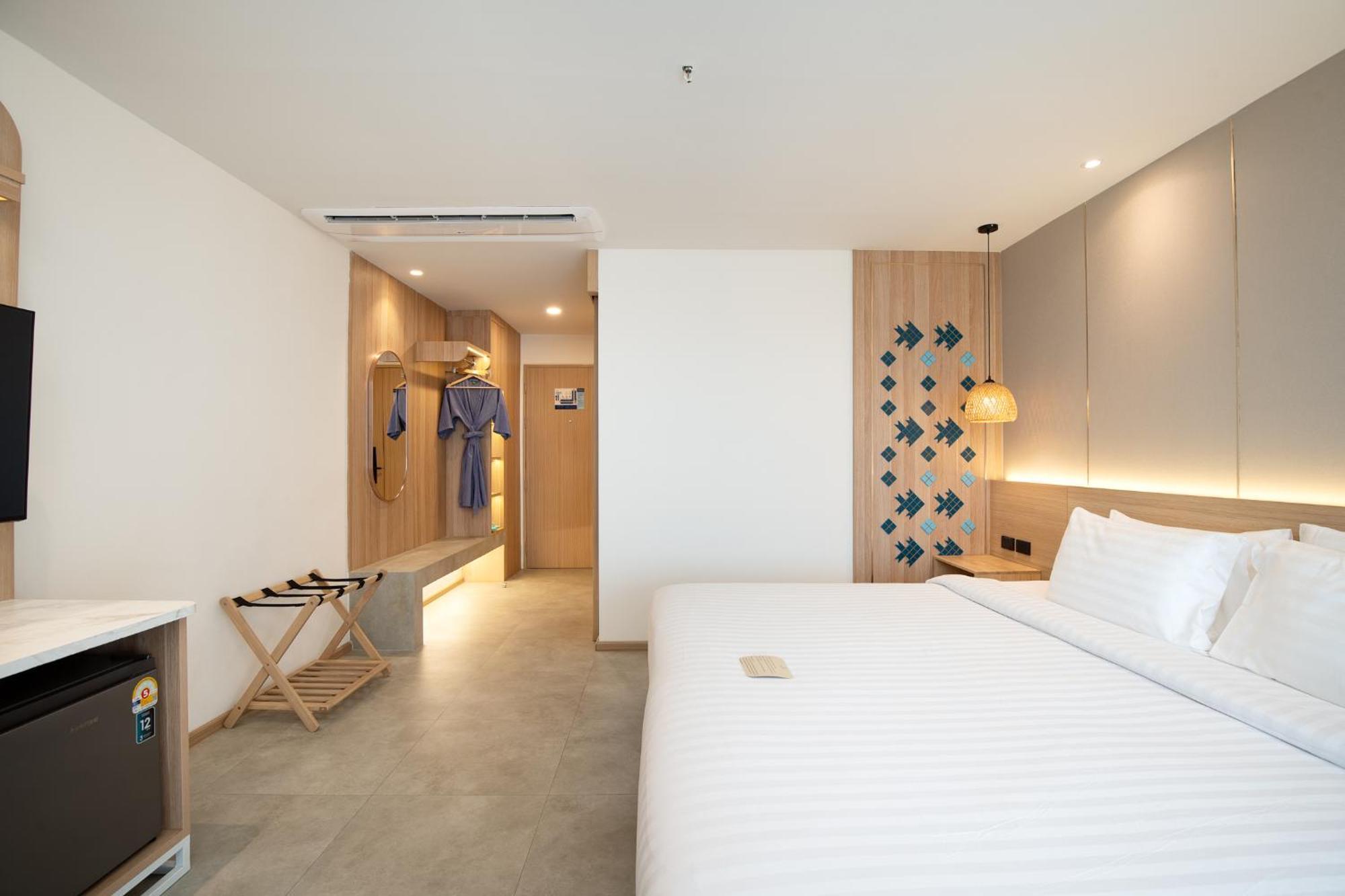 Jomtien Thani Hotel Bagian luar foto