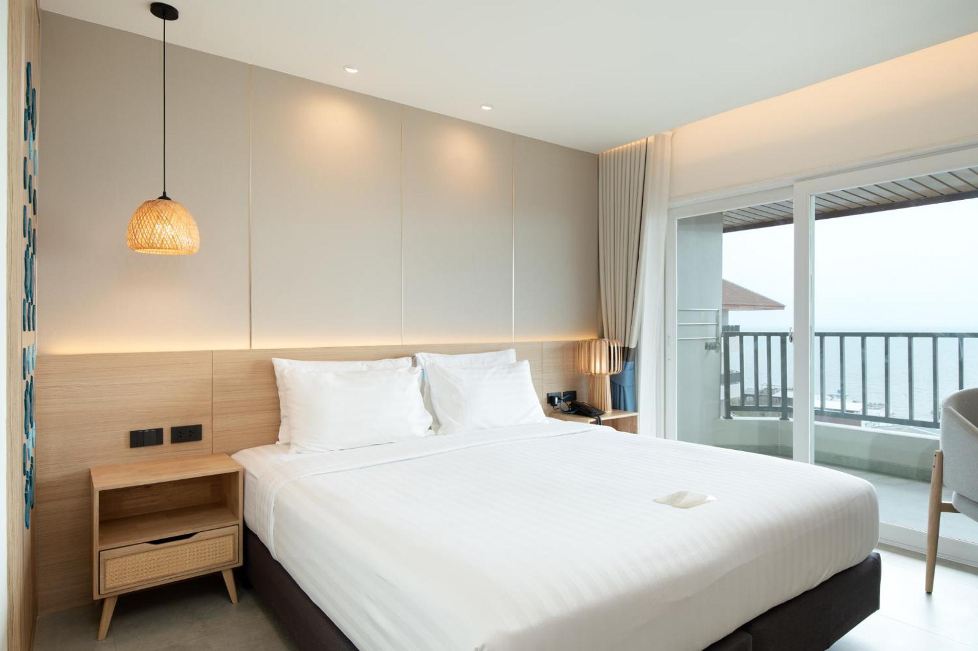Jomtien Thani Hotel Bagian luar foto